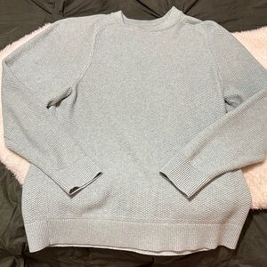 Like new lululemon men’s textured sweater